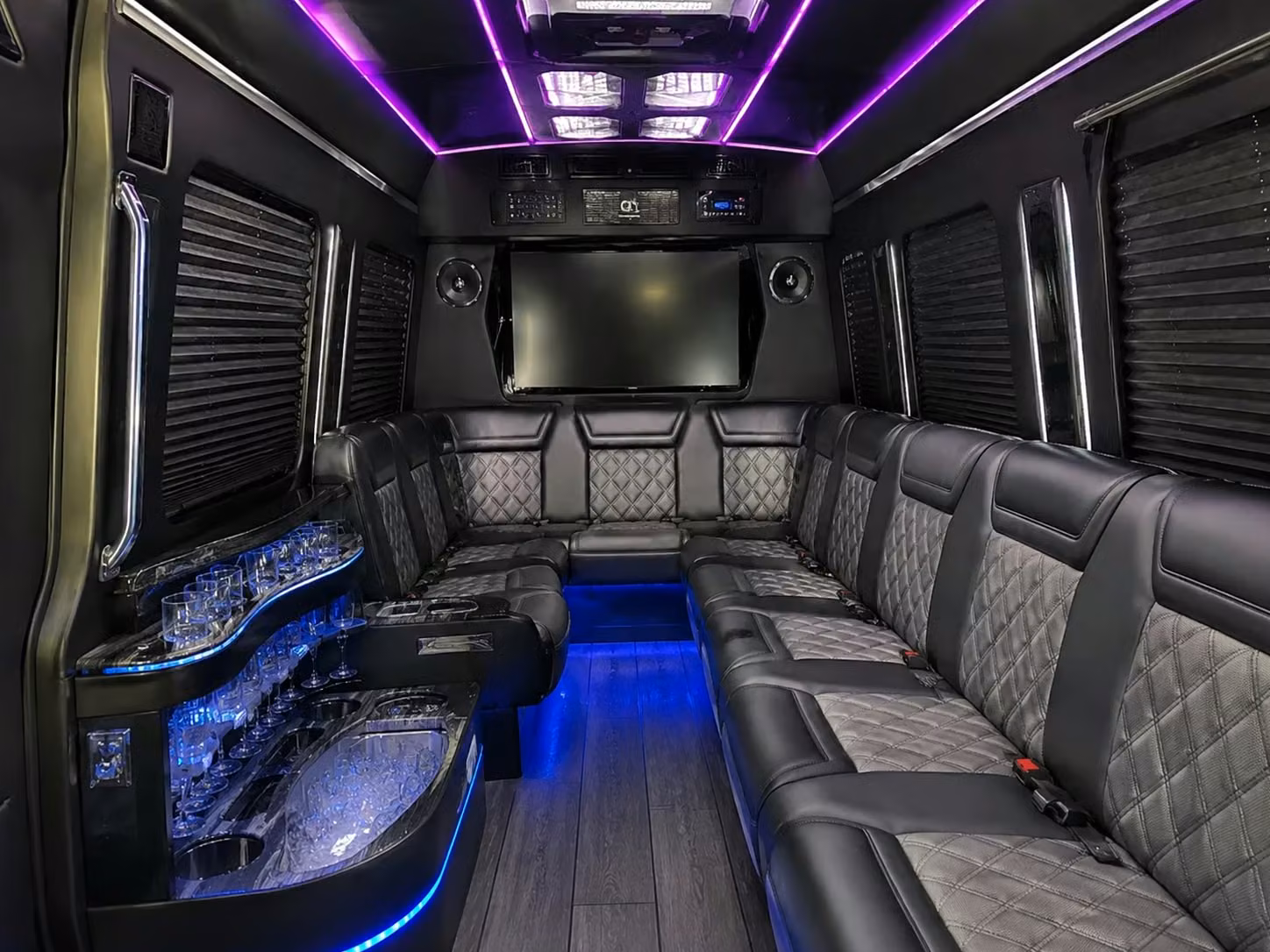 charterbusrentalgoodyearaz com makes it easy to book safe reliable prom transportation in goodyear