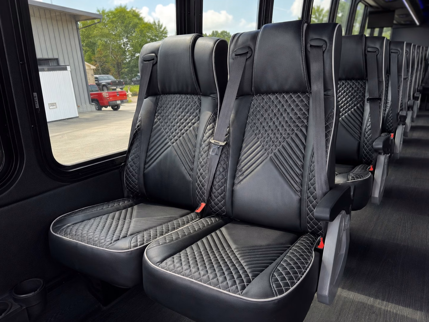 charterbusrentalgoodyearaz com will help you plan every detail of your goodyear prom night route