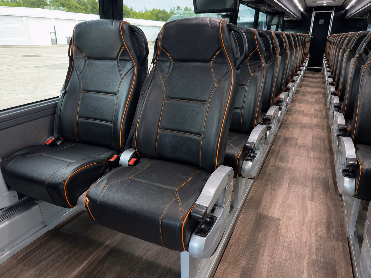 how trip distance and duration affect charter bus rental rates in goodyear